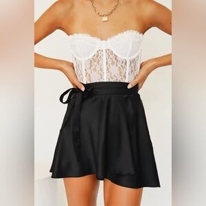 Elegant Black Women's Skirt